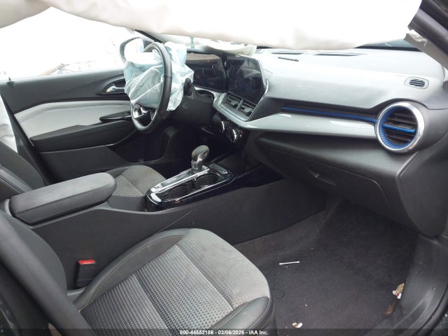 2024 CHEVROLET TRAX KL77LHE29RC239702 Photo 4