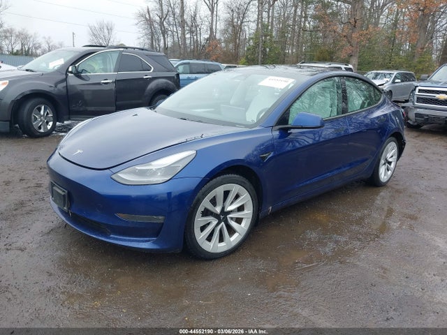2021 Tesla Model 3 Long Range Dual Motor All-wheel Drive მანქანა იყიდება აუქციონზე, vin: 5YJ3E1EB8MF975433, აუქციონის ნომერი: 44552190