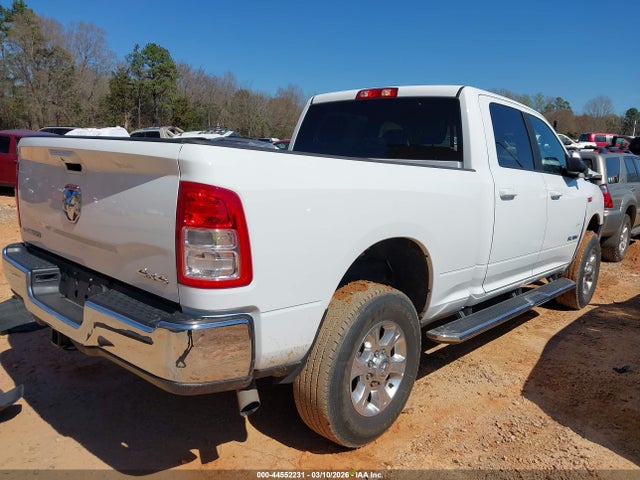 44552231 :رقم المزاد ، 3C6UR5DJ2NG440979 vin ، 2022 Ram 2500 Big Horn  4x4 6'4 Box مزاد بيع