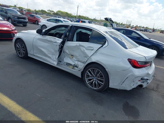 2024 Bmw 330i მანქანა იყიდება აუქციონზე, vin: 3MW69FF00R8E86450, აუქციონის ნომერი: 44552280