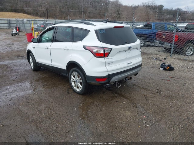 1FMCU9G94HUA01209 Ford ESCAPE SE