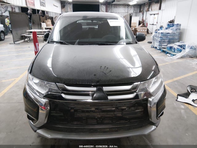 JA4AD2A38GZ008571 Mitsubishi Outlander Es