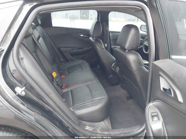 1G1ZE5ST9HF200485 Chevrolet MALIBU 1LT