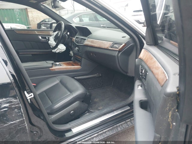 44552330 :رقم المزاد ، WDDHF8JB6CA554213 vin ، 2012 Mercedes-benz E 350 4matic مزاد بيع