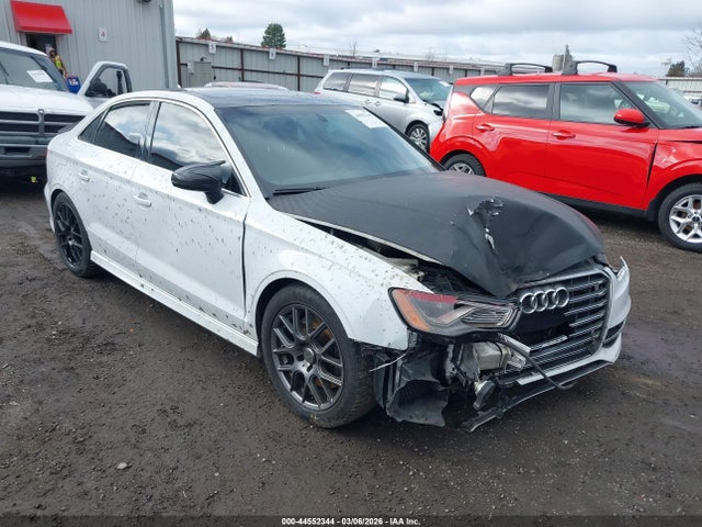 2015 AUDI S3 WAUFFGFF8F1063120