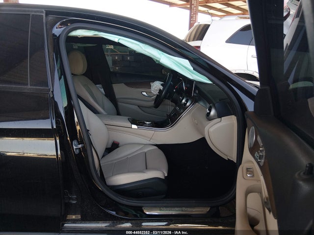 2020 MERCEDES-BENZ C 300 W1KWF8DB0LR595540 Photo 4