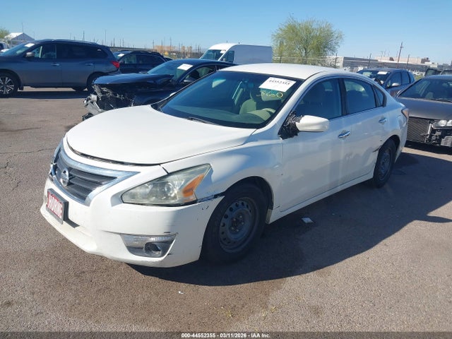 Nissan Altima 2.5 S 2014 1N4AL3AP4EC105192 Image 2