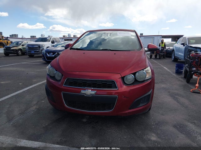 1G1JC5SH0E4231064 Chevrolet Sonic Lt Auto