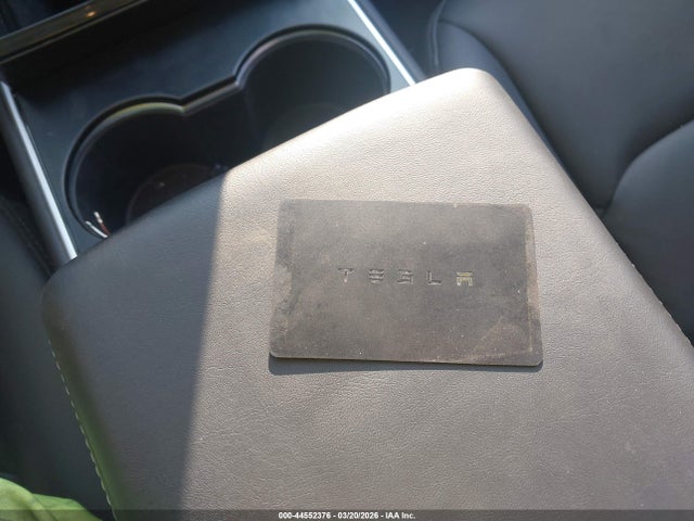 Продажа на аукционе авто 2018 Tesla Model 3 Long Range/performance, vin: 5YJ3E1EB8JF133736, номер лота: 44552376