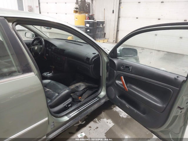 Aukcja sprzedaży 2003 Volkswagen Passat Glx, vin: WVWTH63B83P385115, numer aukcji: 44552382