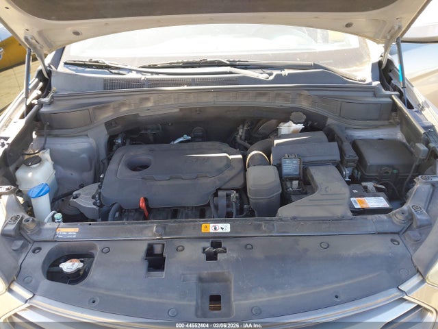 5NMZU3LB3HH015677 Hyundai Santa Fe Sport 2.4l