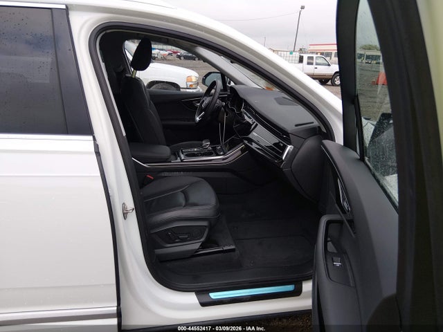44552417 :رقم المزاد ، WA1AJBF73ND013501 vin ، 2022 Audi Q7 Premium 45 Tfsi Quattro Tiptronic مزاد بيع