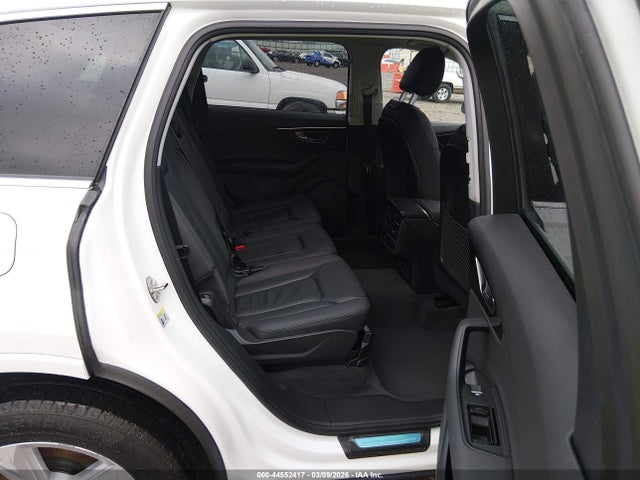 44552417 :رقم المزاد ، WA1AJBF73ND013501 vin ، 2022 Audi Q7 Premium 45 Tfsi Quattro Tiptronic مزاد بيع
