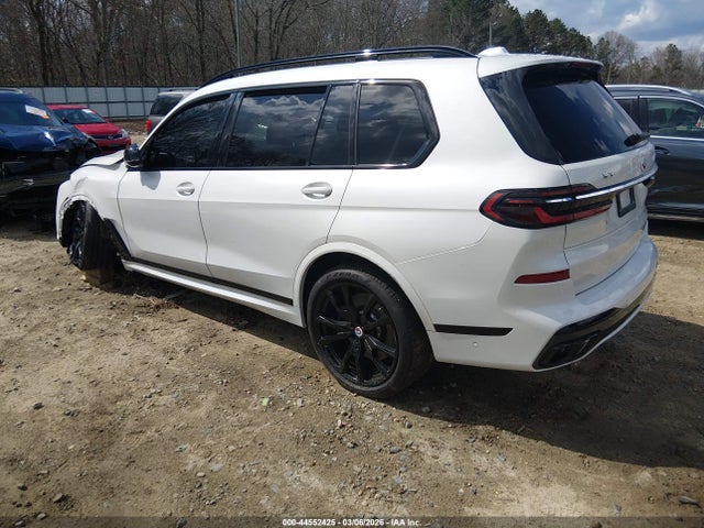 44552425 :رقم المزاد ، 5UX33EM06P9R31800 vin ، 2023 Bmw X7 M60i مزاد بيع