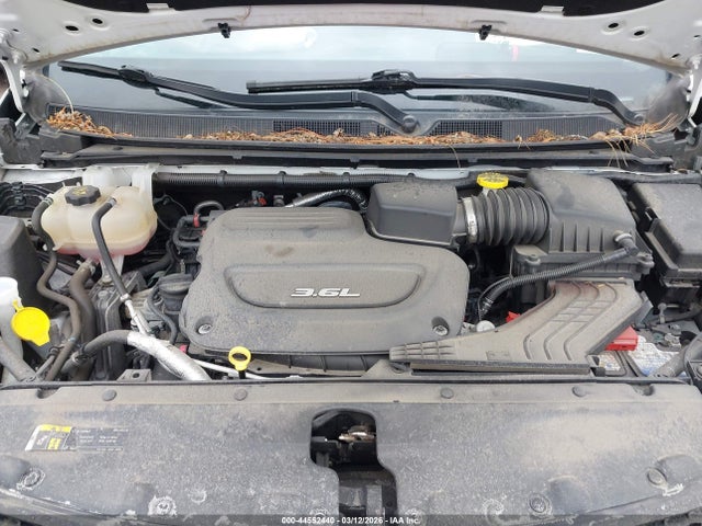 2018 Chrysler Pacifica Touring L მანქანა იყიდება აუქციონზე, vin: 2C4RC1BG2JR332947, აუქციონის ნომერი: 44552440