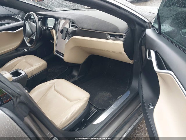 2016 TESLA MODEL S 5YJSA1E43GF119664 Photo 4