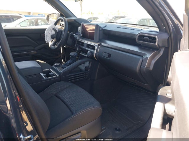 Toyota 4RUNNER SR5 2025 JTEVA5AR7S5004951 Image 5