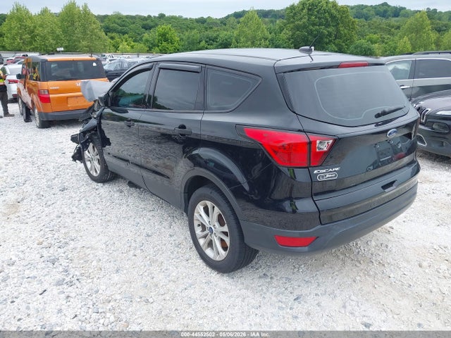 Ford ESCAPE S 2019 1FMCU0F76KUB58436 Image 3