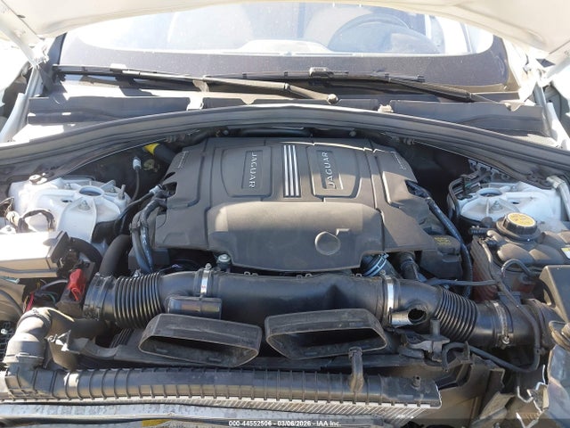 2017 JAGUAR F-PACE SADCJ2BV6HA489271 Photo 9