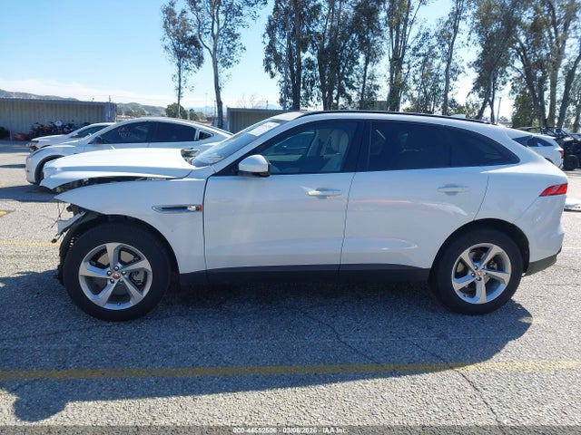 Jaguar F-pace 35t Premium 2017 SADCJ2BV6HA489271 Image 14
