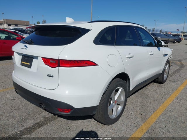 2017 JAGUAR F-PACE SADCJ2BV6HA489271 Photo 3