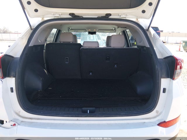 Hyundai TUCSON SE 2016 KM8J33A49GU041711 Image 17