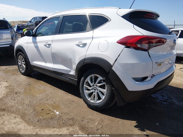 Hyundai TUCSON SE 2016 KM8J33A49GU041711 Image 3