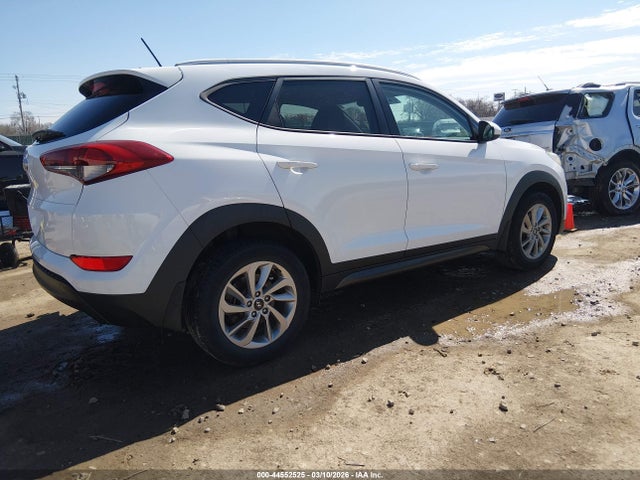 Hyundai TUCSON SE 2016 KM8J33A49GU041711 Image 4