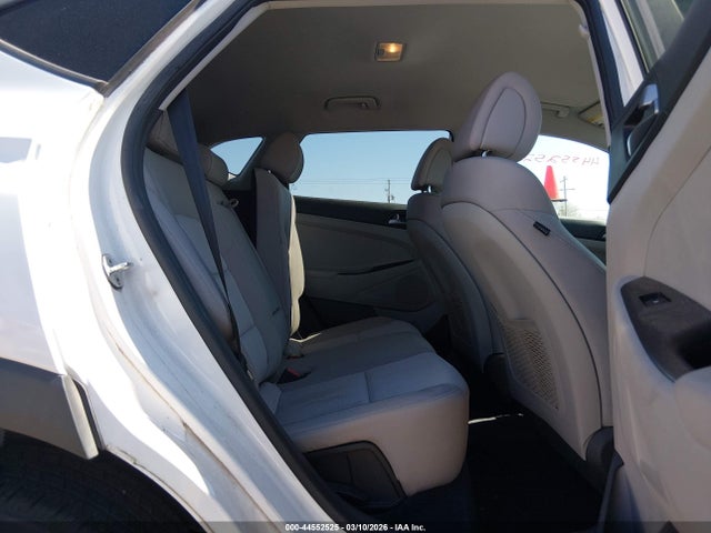 Hyundai TUCSON SE 2016 KM8J33A49GU041711 Image 8