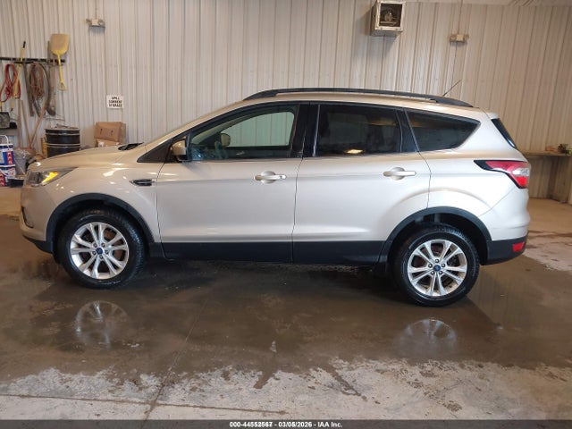 Ford ESCAPE SE 2018 1FMCU9GD2JUD31148 Image 17