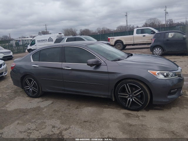 Aukcja sprzedaży 2017 Honda Accord Ex-l V6, vin: 1HGCR3F88HA008677, numer aukcji: 44552585
