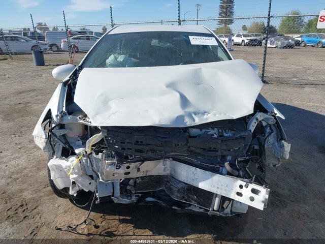 Toyota Prius Four 2015 JTDKN3DU3F0449335 Image 13