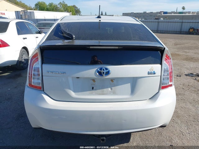 Toyota Prius Four 2015 JTDKN3DU3F0449335 Image 17
