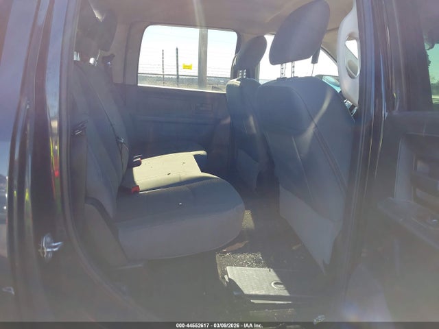 44552617 :رقم المزاد ، 3C6UR5HJ3HG517065 vin ، 2017 Ram 2500 Tradesman  4x4 8' Box مزاد بيع