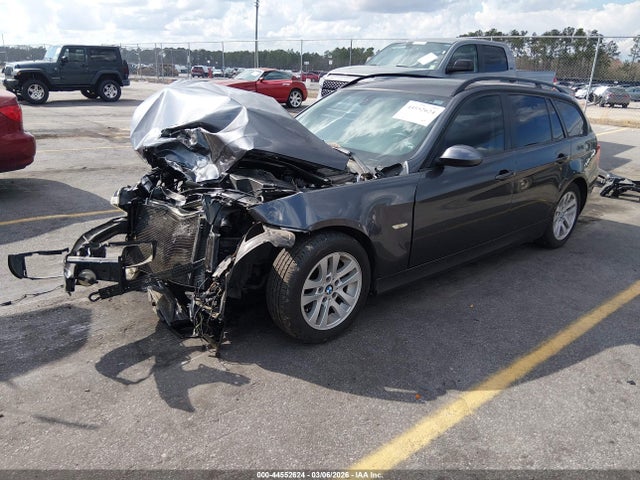 Продажа на аукционе авто 2007 Bmw 328xi, vin: WBAVT73597FZ36555, номер лота: 44552624