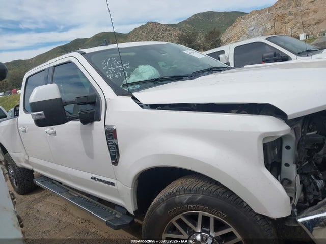 Ford F-350 Lariat 2019 1FT8W3BT9KEC29499 Image 14