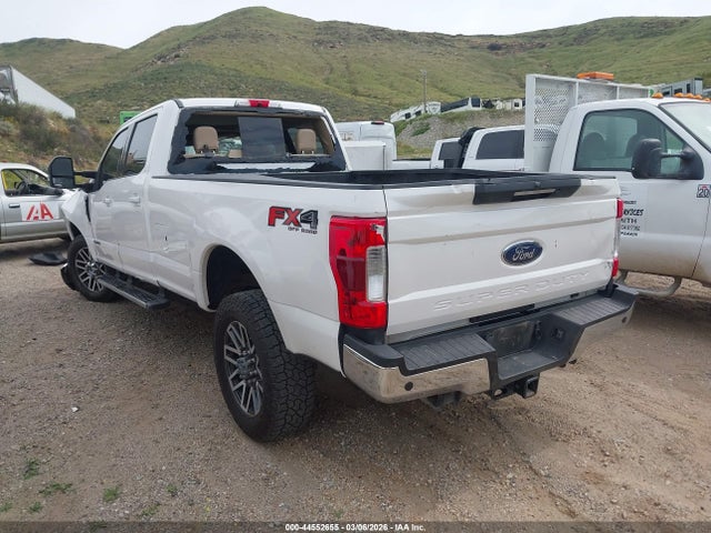 Ford F-350 Lariat 2019 1FT8W3BT9KEC29499 Image 3