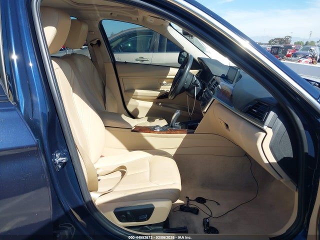 2012 Bmw 328i მანქანა იყიდება აუქციონზე, vin: WBA3C1C51CF430541, აუქციონის ნომერი: 44552673