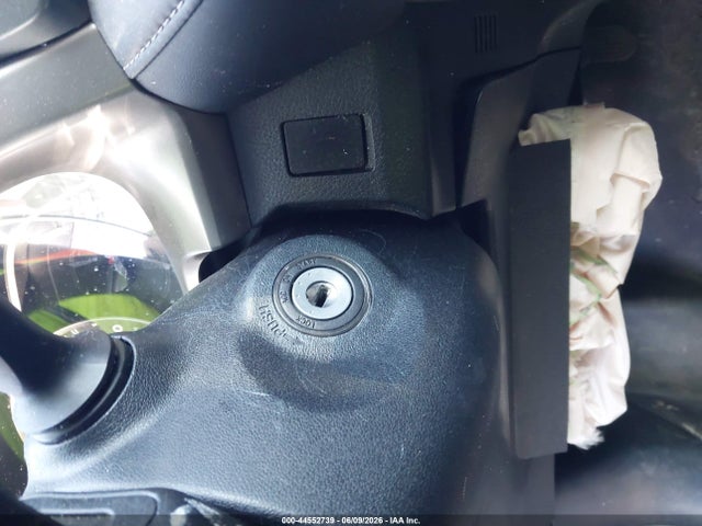 Продажа на аукционе авто 2015 Toyota Rav4 Xle, vin: JTMRFREV2FJ037696, номер лота: 44552739