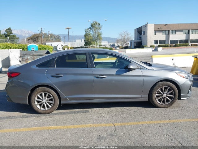 Hyundai SONATA SE 2018 5NPE24AF0JH692503 Image 13