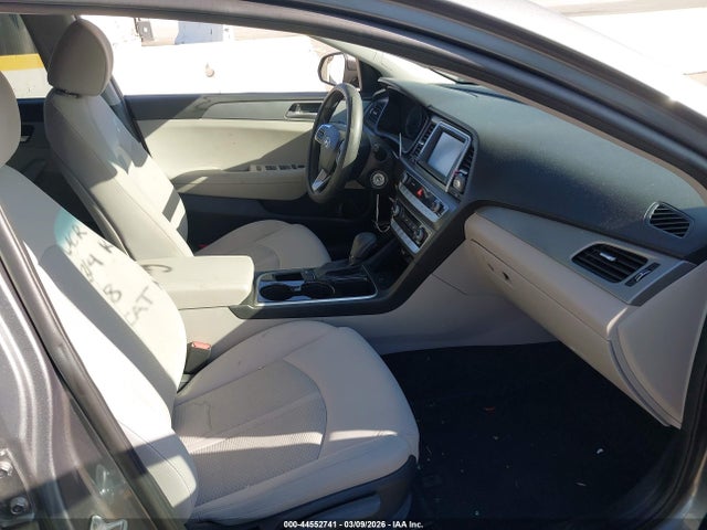 Hyundai SONATA SE 2018 5NPE24AF0JH692503 Image 5