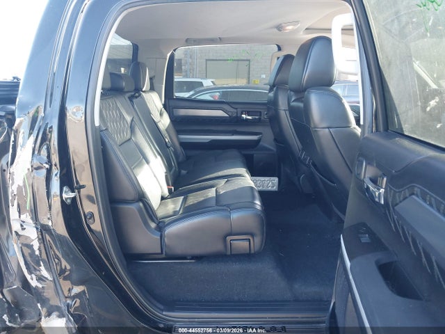 5TFAY5F14KX810820 Toyota Tundra Platinum 5.7l V8