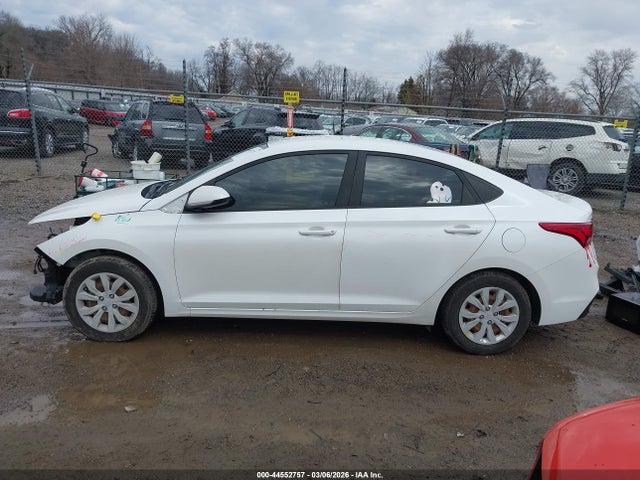 Hyundai ACCENT SE 2019 3KPC24A30KE065514 Image 15