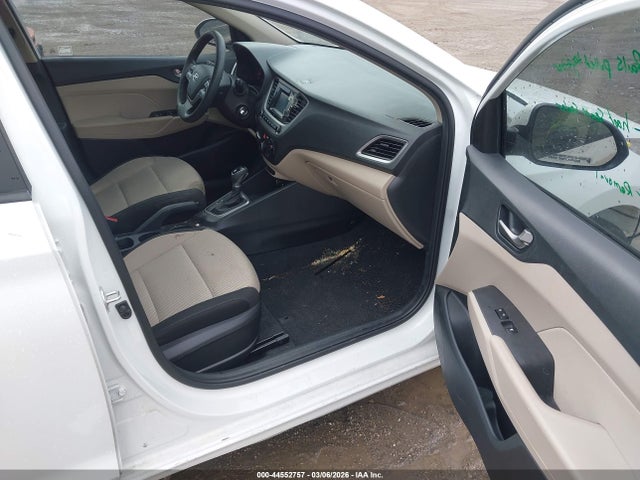 Hyundai ACCENT SE 2019 3KPC24A30KE065514 Image 5