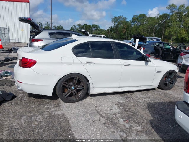 44552838 :رقم المزاد ، WBAFR7C5XDC820376 vin ، 2013 Bmw 535i مزاد بيع