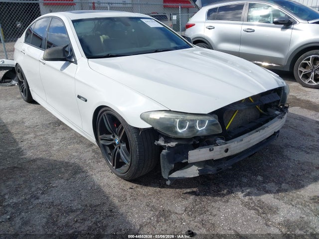 44552838 :رقم المزاد ، WBAFR7C5XDC820376 vin ، 2013 Bmw 535i مزاد بيع