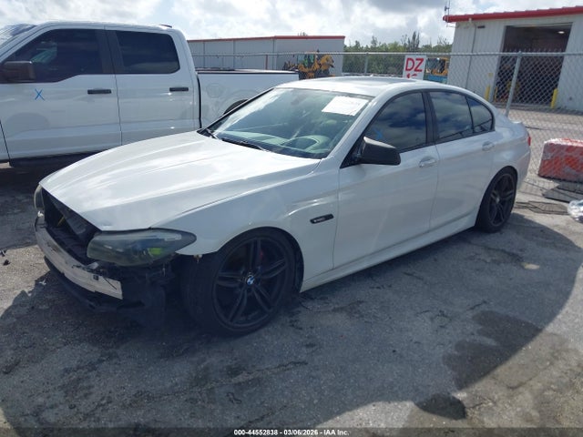44552838 :رقم المزاد ، WBAFR7C5XDC820376 vin ، 2013 Bmw 535i مزاد بيع