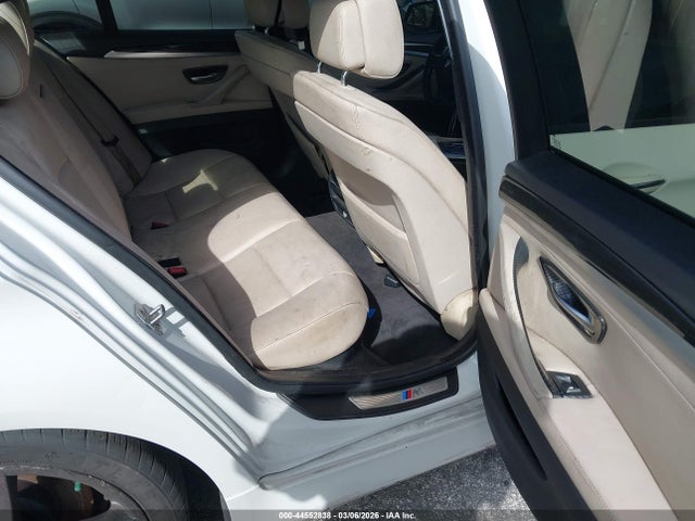 44552838 :رقم المزاد ، WBAFR7C5XDC820376 vin ، 2013 Bmw 535i مزاد بيع