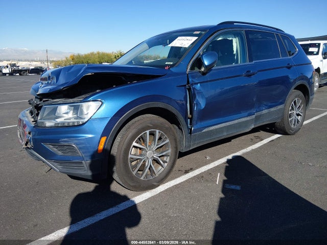 Продаж на аукціоні авто 2018 Volkswagen Tiguan 2.0t Se/2.0t Sel, vin: 3VV2B7AX1JM209884, номер лоту: 44552841