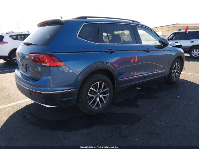 Продаж на аукціоні авто 2018 Volkswagen Tiguan 2.0t Se/2.0t Sel, vin: 3VV2B7AX1JM209884, номер лоту: 44552841